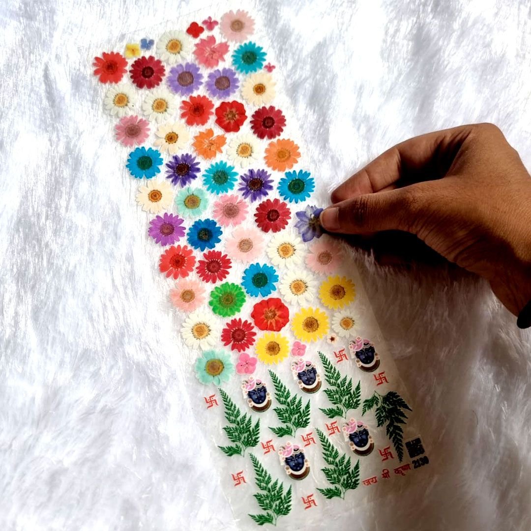 Decorative Daisy And Floral Transparent UV DTF Sticker Sheet